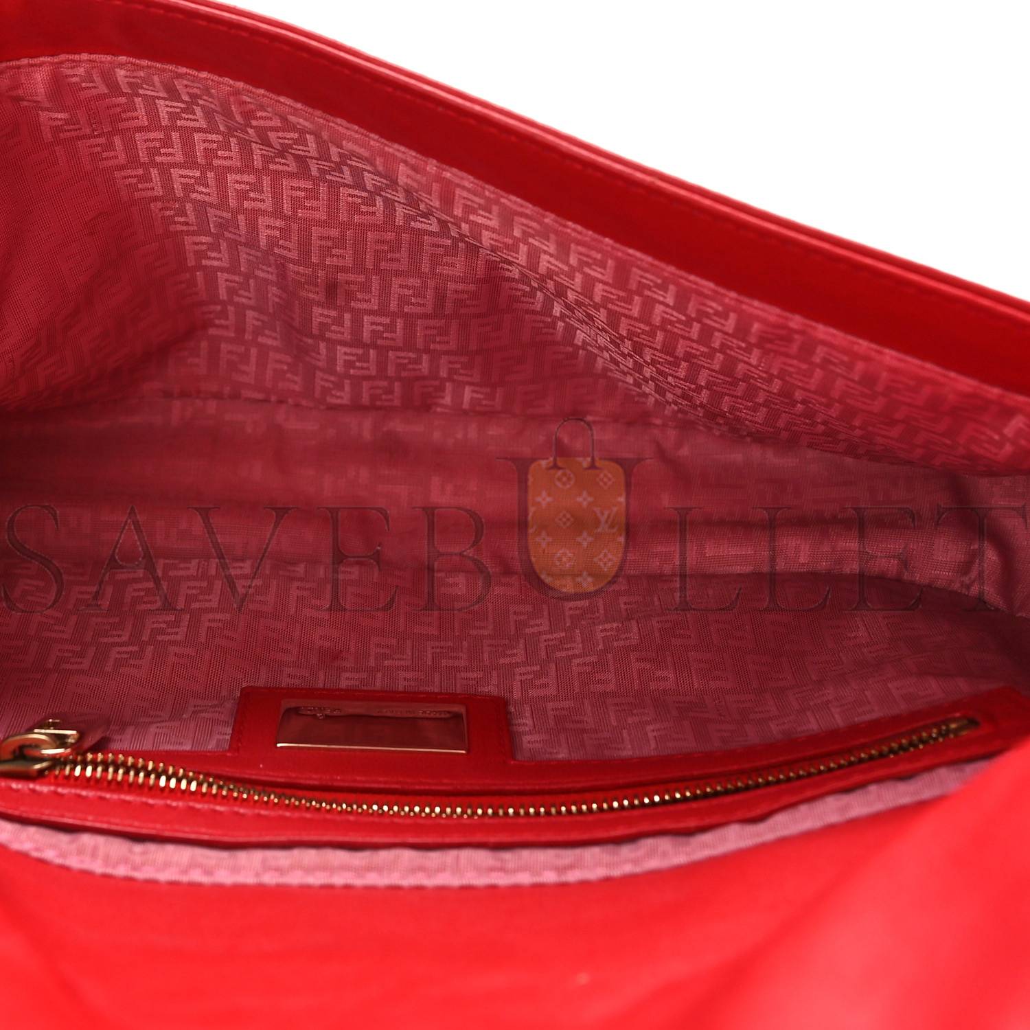 FENDI NAPPA LOGO EMBOSSED BAGUETTE RED (26*14*4cm)